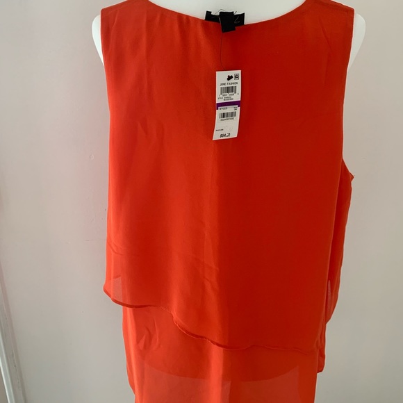 Women Top - Picture 2 of 3